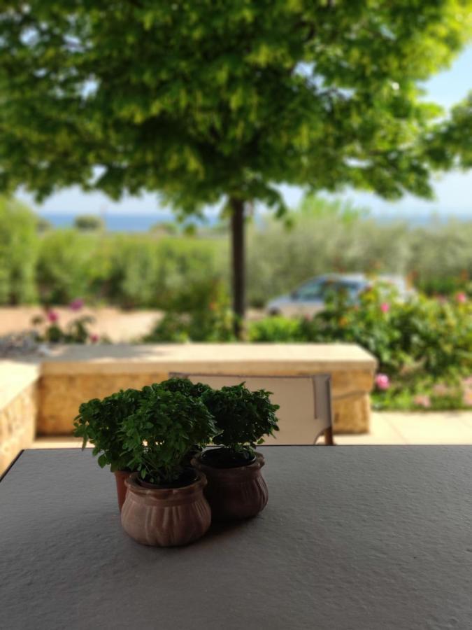 Olive Tree Cottage 2 Néa Péramos Exteriér fotografie